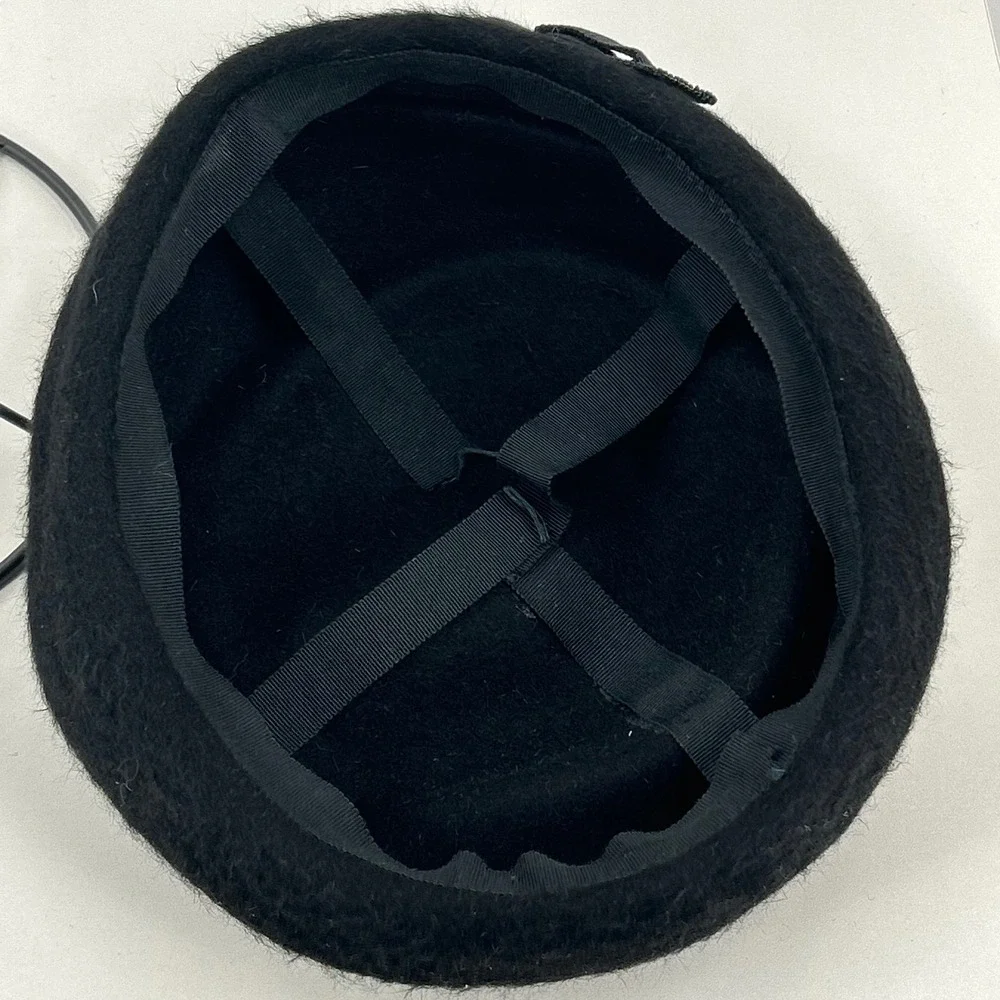 Vintage Black Fuzzy Beret Hat Bow Soft‎ Glam Winter Parisian Style Pillbox